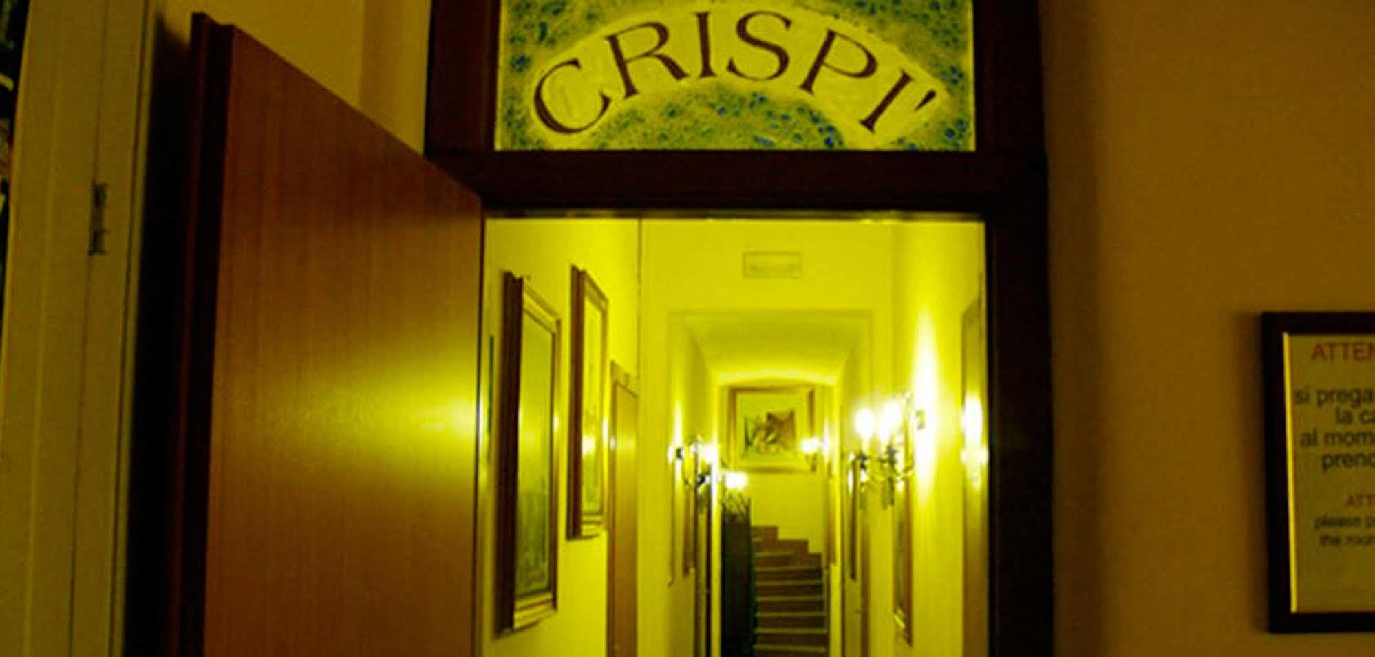 Crispi Rooms CTA Exterior photo